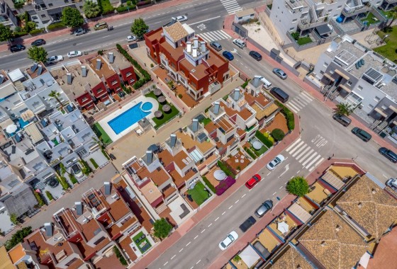 Resale - Villa - Torrevieja - Aguas Nuevas