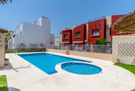Resale - Villa - Torrevieja - Aguas Nuevas