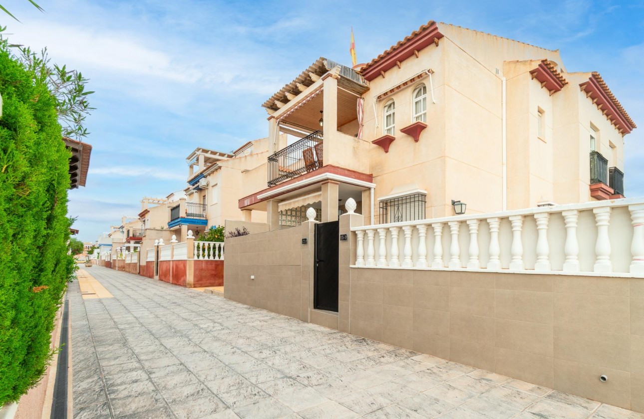 Alquiler a largo plazo - Apartamento / piso - Orihuela Costa - Playa Flamenca