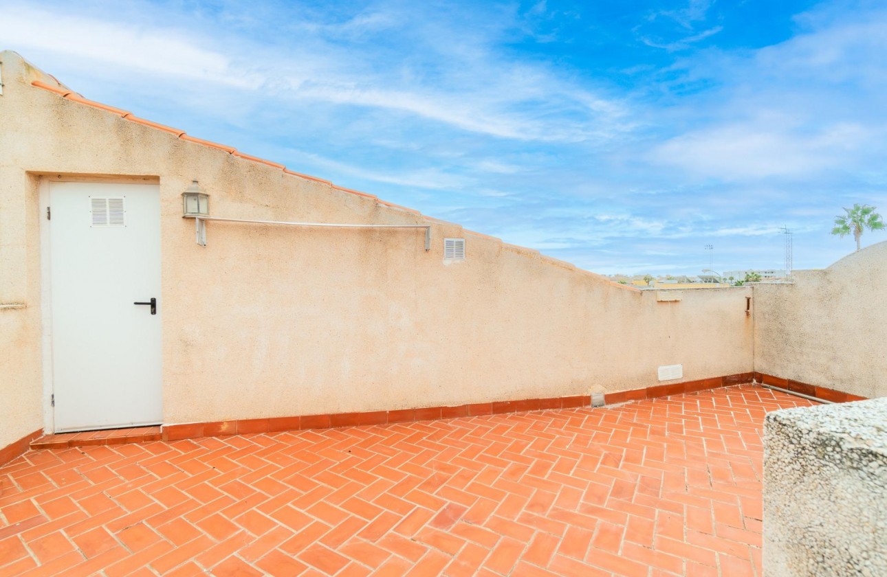 Alquiler a largo plazo - Apartamento / piso - Orihuela Costa - Playa Flamenca