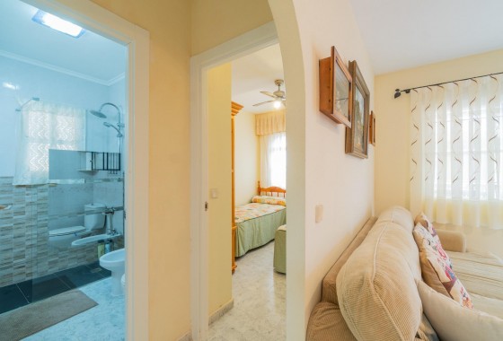 Alquiler a largo plazo - Apartamento / piso - Orihuela Costa - Playa Flamenca