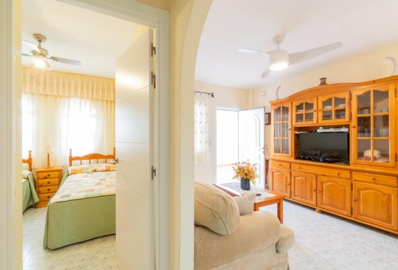 Alquiler a largo plazo - Apartamento / piso - Orihuela Costa - Playa Flamenca