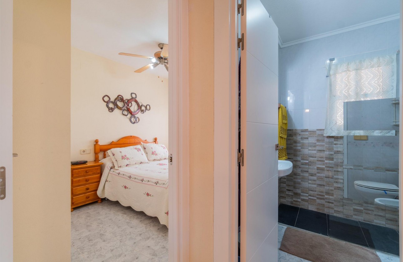 Alquiler a largo plazo - Apartamento / piso - Orihuela Costa - Playa Flamenca