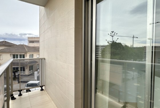 Reventa - Apartamento / piso - San Miguel de Salinas