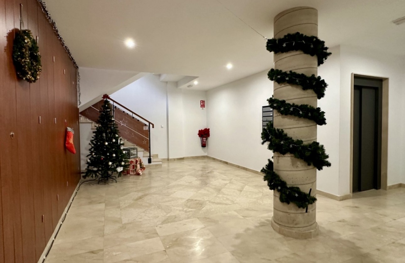 Reventa - Apartamento / piso - San Miguel de Salinas