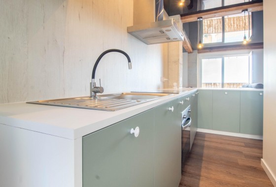 Resale - Apartment / flat - Torrevieja - Acequion