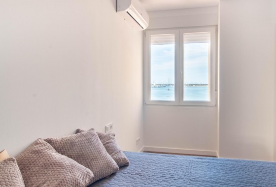 Resale - Apartment / flat - Torrevieja - Acequion