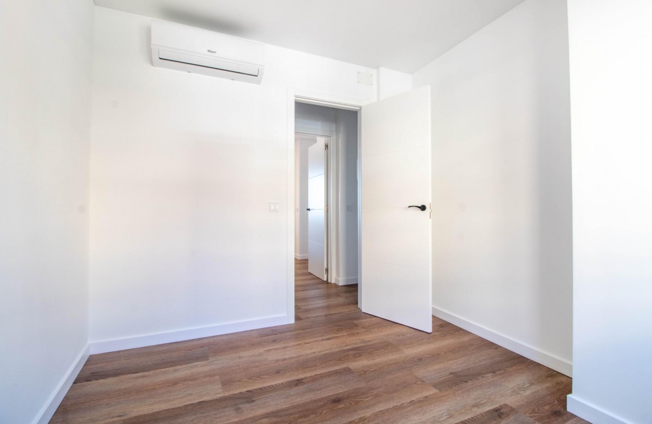 Resale - Apartment / flat - Torrevieja - Acequion