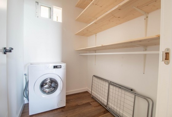 Resale - Apartment / flat - Torrevieja - Acequion