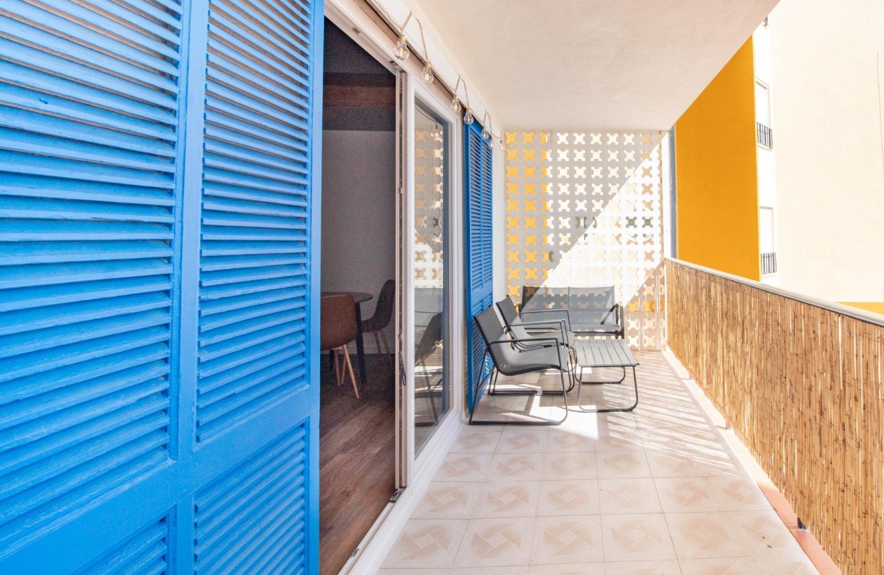 Resale - Apartment / flat - Torrevieja - Acequion