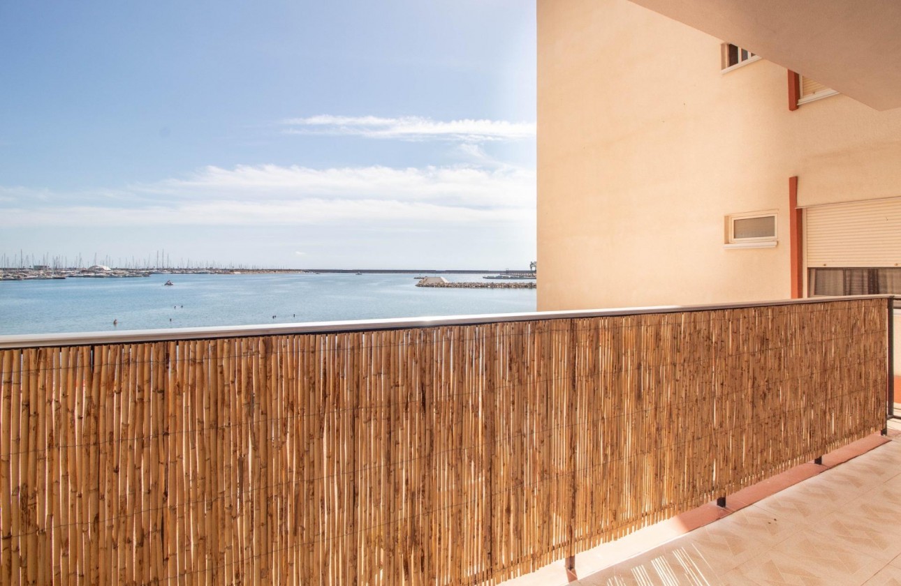 Resale - Apartment / flat - Torrevieja - Acequion