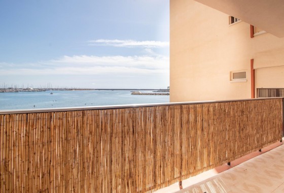 Resale - Apartment / flat - Torrevieja - Acequion