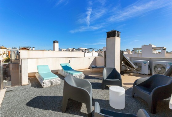 Resale - Villa - Torrevieja - Sector 25