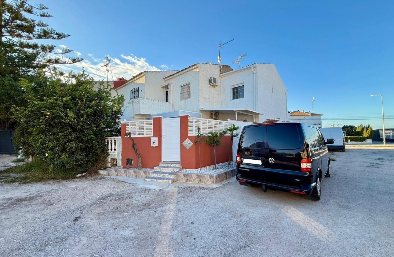 Resale - Bungalow - Torrevieja - La Siesta - El Salado - Torreta