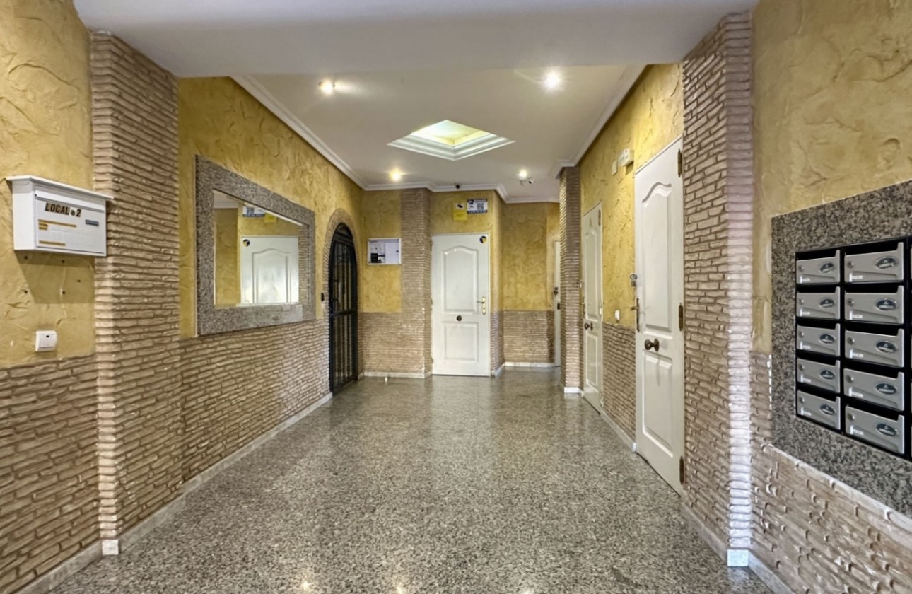 Reventa - Apartamento / piso - Torrevieja - El Molino