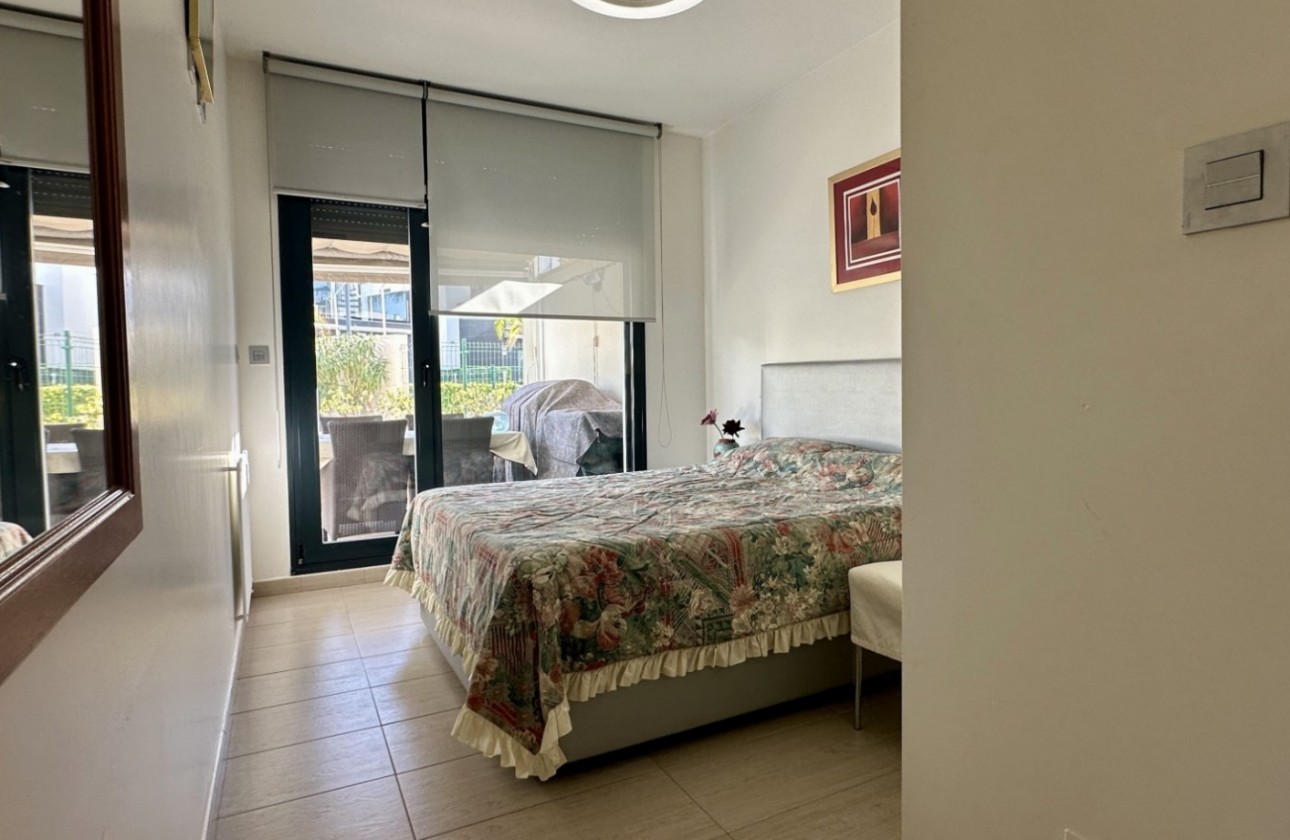 Resale - Apartment / flat - Orihuela Costa - Punta Prima