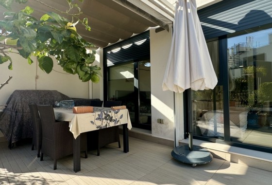 Resale - Apartment / flat - Orihuela Costa - Punta Prima