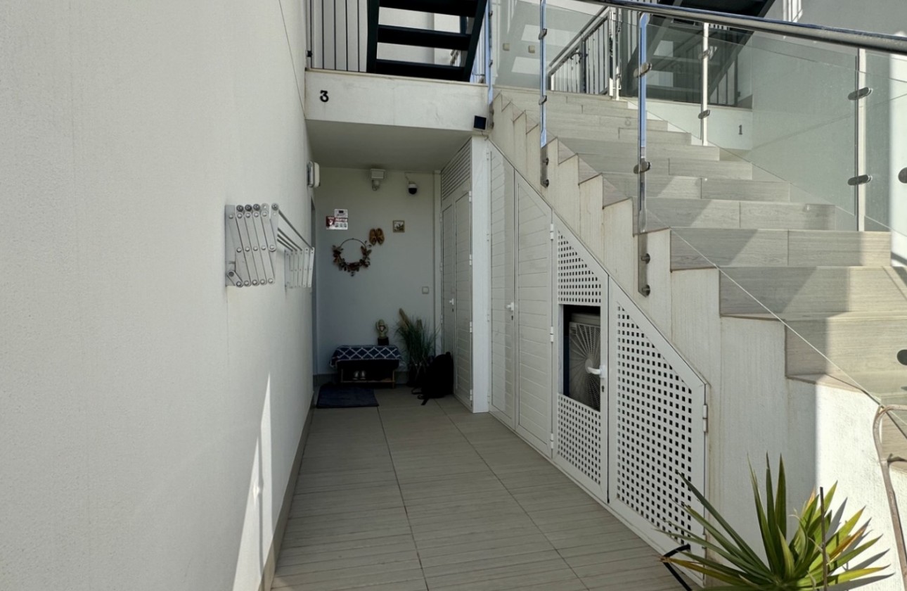 Resale - Apartment / flat - Orihuela Costa - Punta Prima