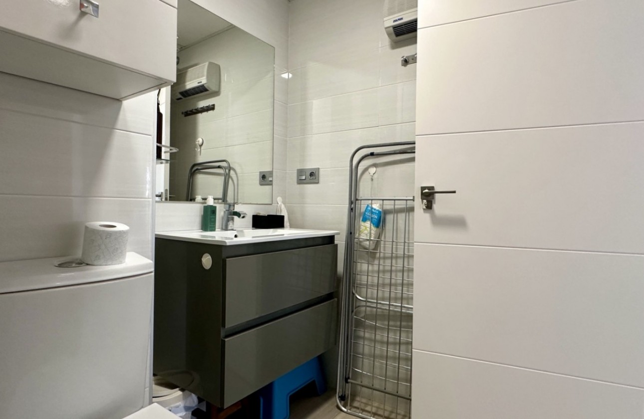 Resale - Apartment / flat - Orihuela Costa - Punta Prima