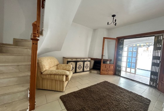 Resale - Villa - El Chaparral