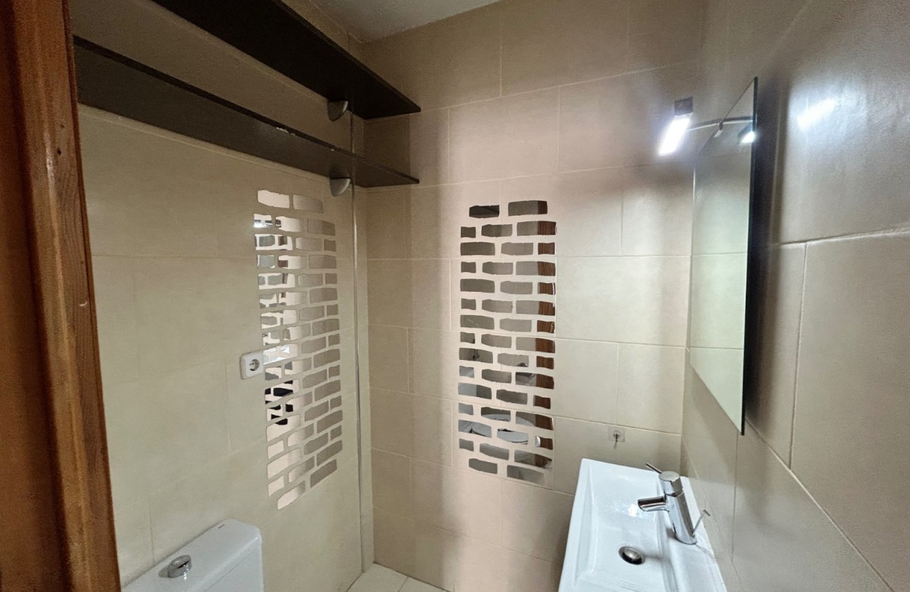 Resale - Villa - El Chaparral