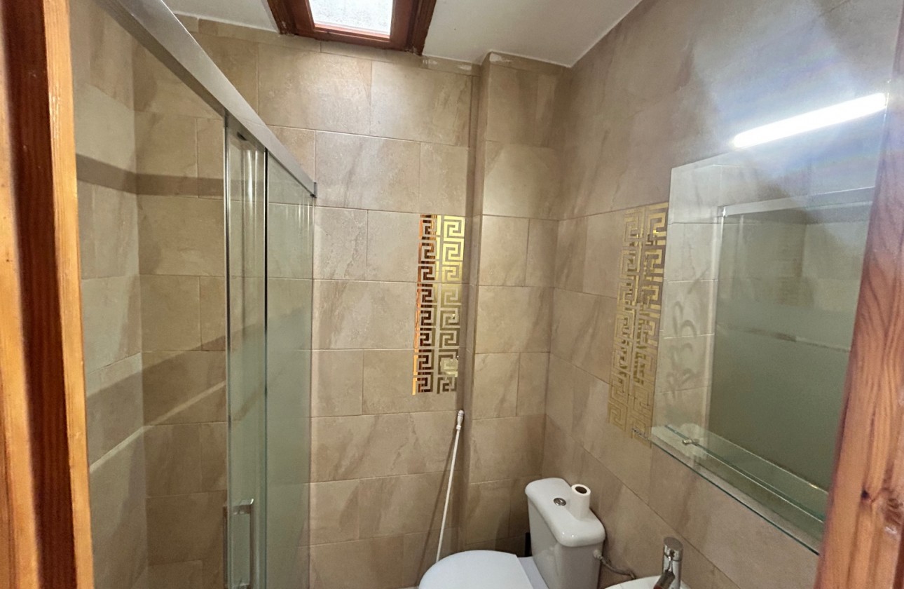 Resale - Villa - El Chaparral