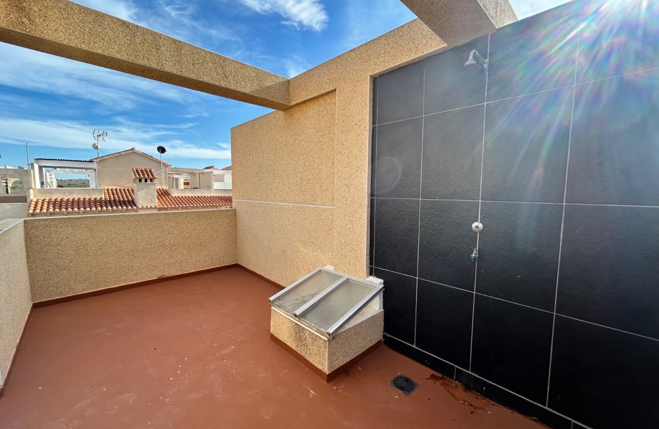 Resale - Villa - El Chaparral