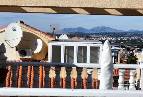 Resale - Villa - El Chaparral