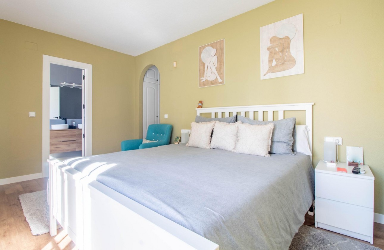 Resale - Villa - San Miguel de Salinas - Blue Lagoon - El Galan