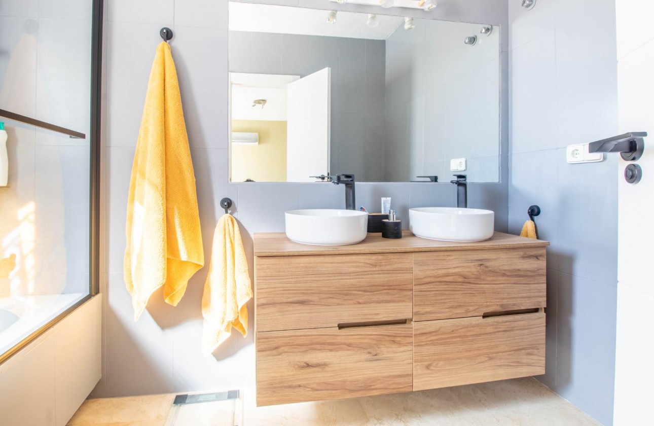 Resale - Villa - San Miguel de Salinas - Blue Lagoon - El Galan