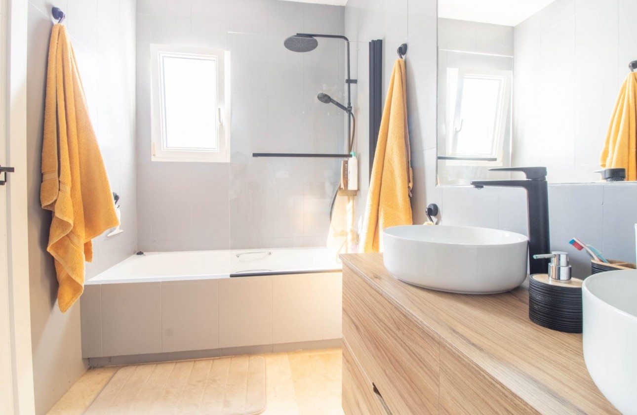 Resale - Villa - San Miguel de Salinas - Blue Lagoon - El Galan