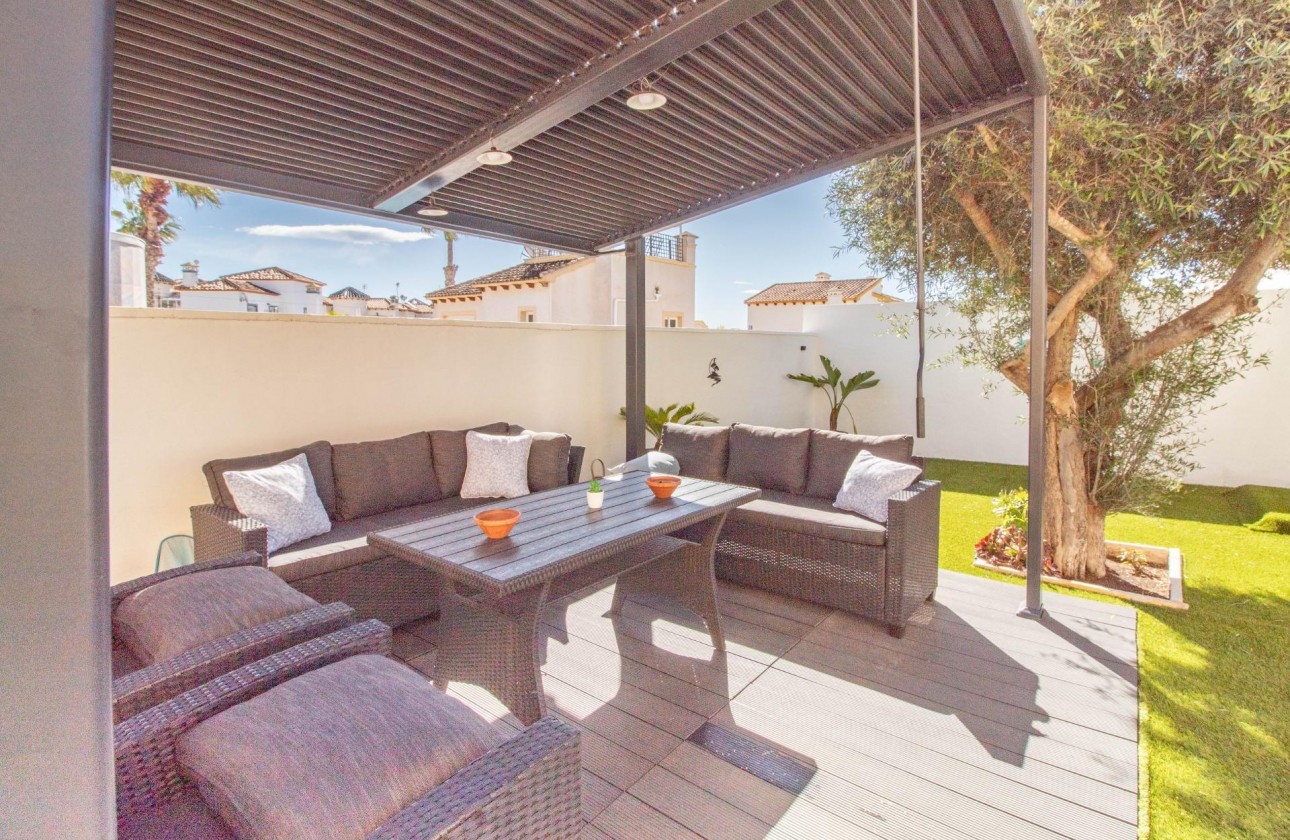 Resale - Villa - San Miguel de Salinas - Blue Lagoon - El Galan