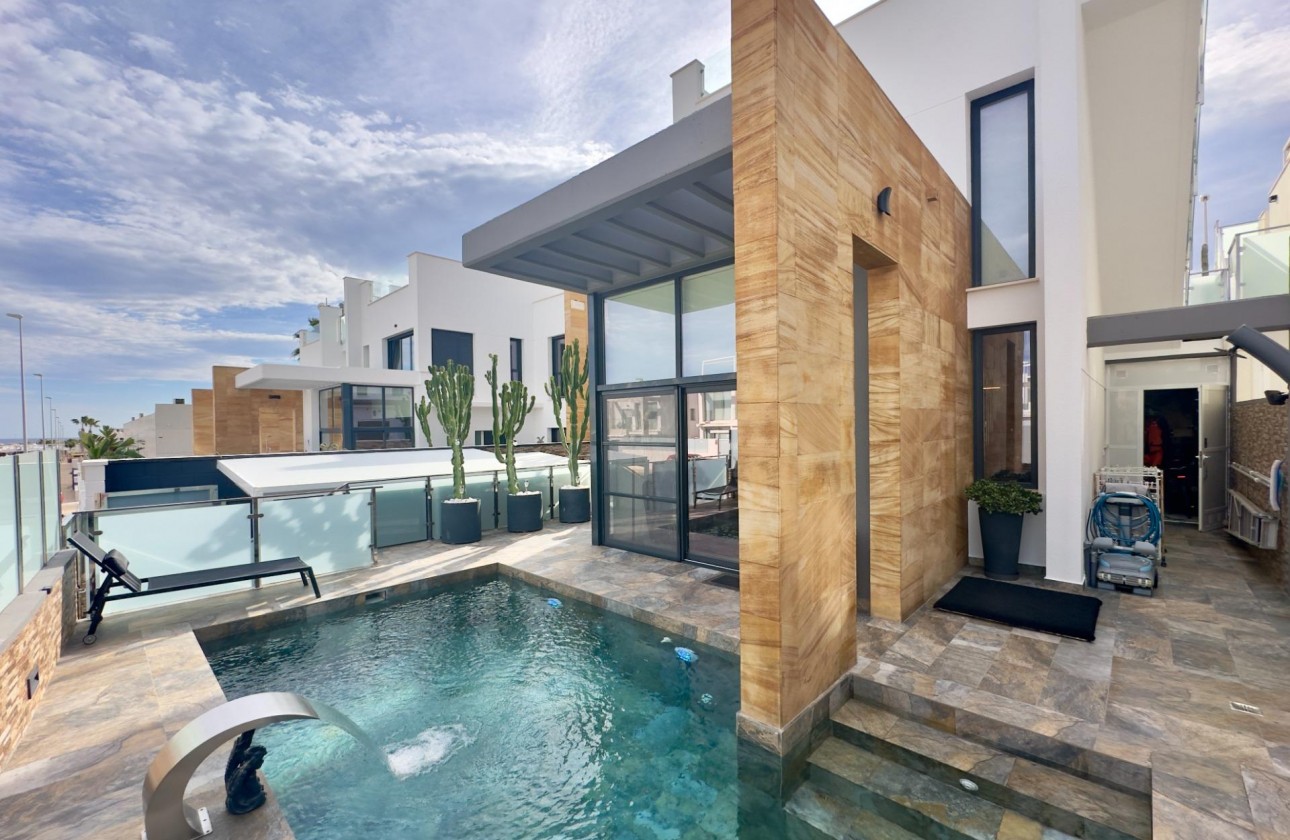 Revente - Villa - Orihuela Costa - Lomas de Cabo Roig