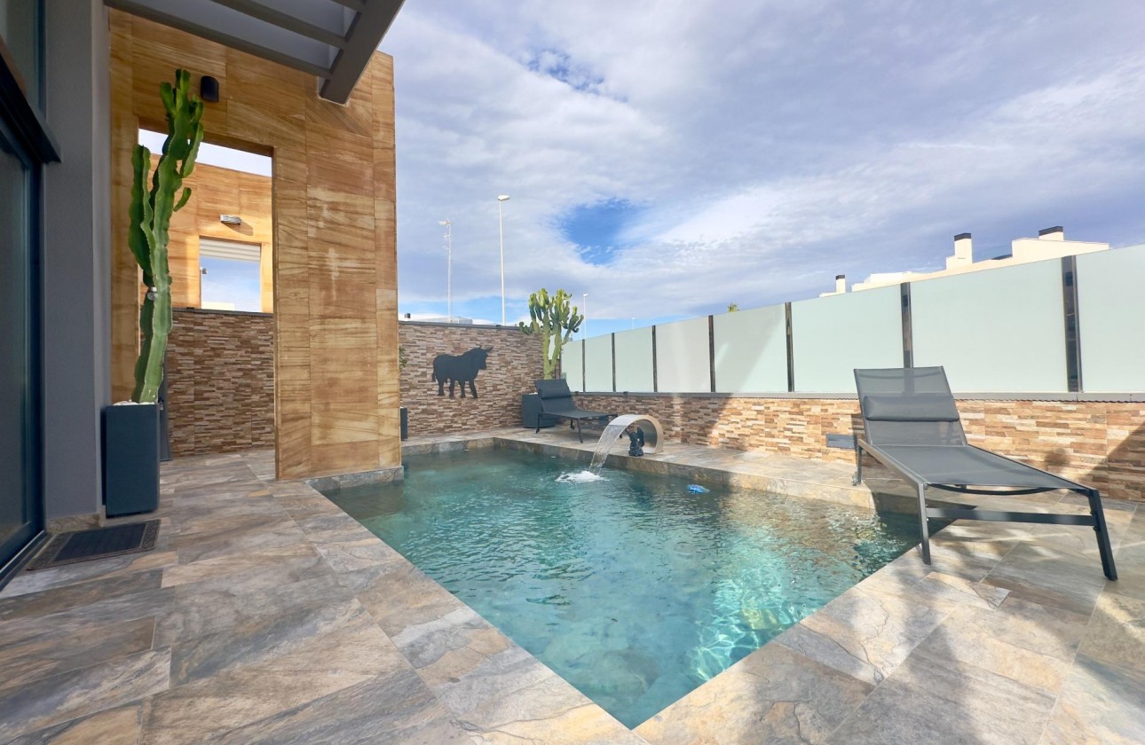 Revente - Villa - Orihuela Costa - Lomas de Cabo Roig