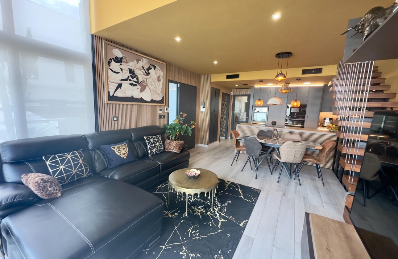 Revente - Villa - Orihuela Costa - Lomas de Cabo Roig