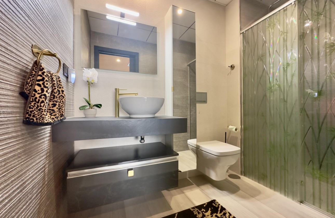 Revente - Villa - Orihuela Costa - Lomas de Cabo Roig