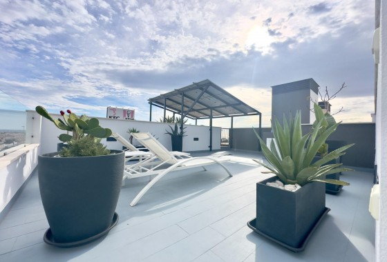 Revente - Villa - Orihuela Costa - Lomas de Cabo Roig