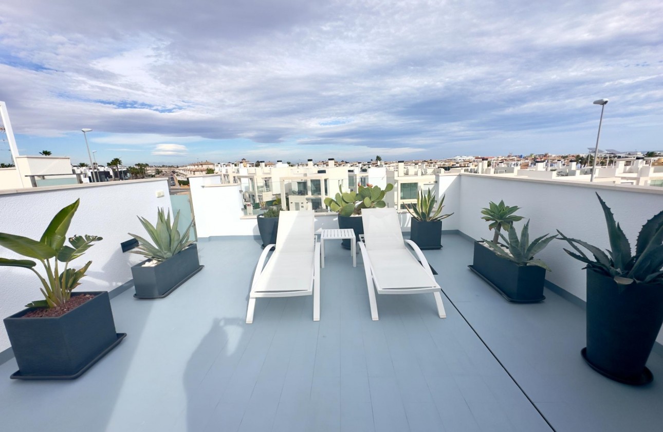 Revente - Villa - Orihuela Costa - Lomas de Cabo Roig