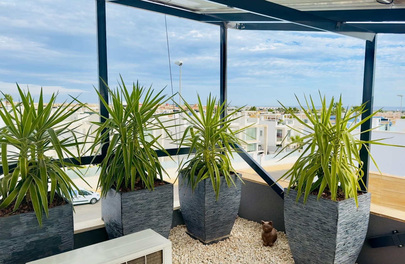 Revente - Villa - Orihuela Costa - Lomas de Cabo Roig