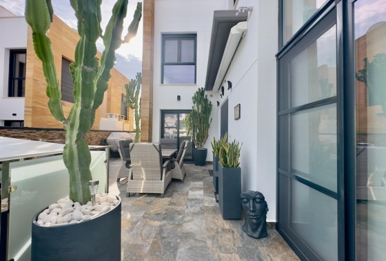 Revente - Villa - Orihuela Costa - Lomas de Cabo Roig