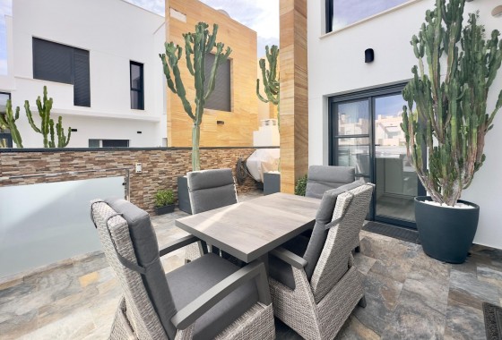 Revente - Villa - Orihuela Costa - Lomas de Cabo Roig