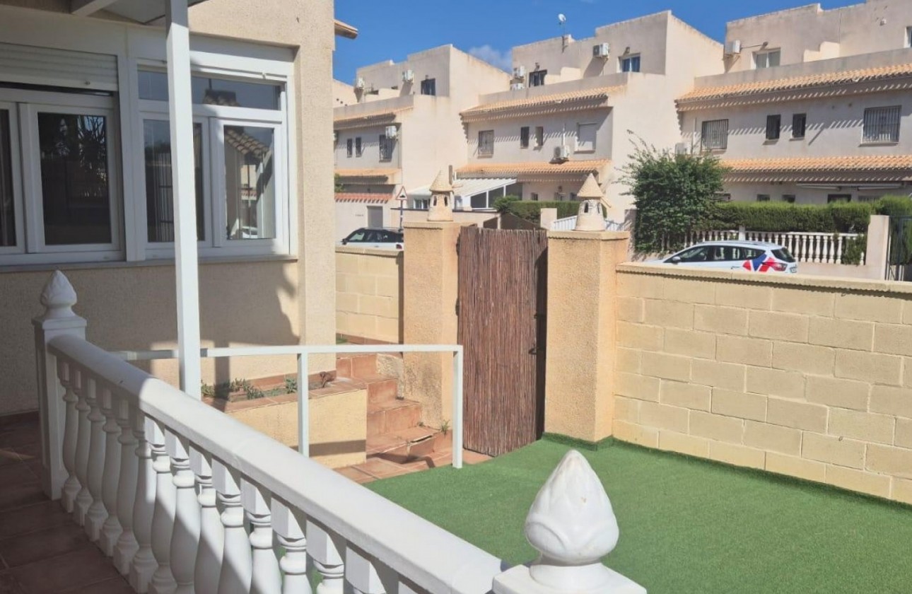 Revente - Villa - Orihuela Costa - Playa Flamenca