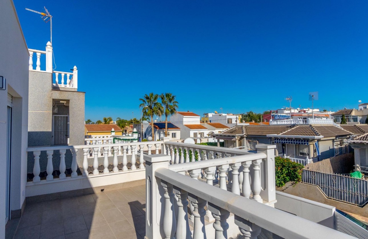 Resale - Villa - Torrevieja - El chaparral