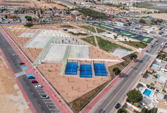 Resale - Villa - Torrevieja - El chaparral