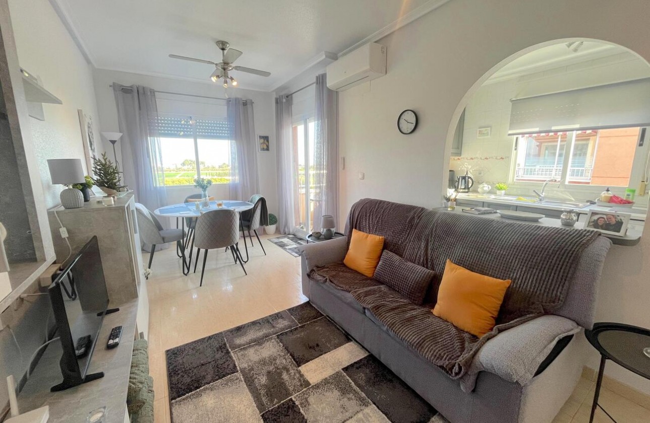 Resale - Apartment / flat - Algorfa