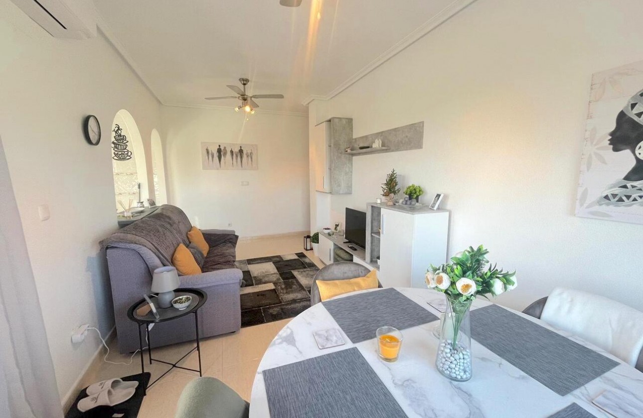 Resale - Apartment / flat - Algorfa