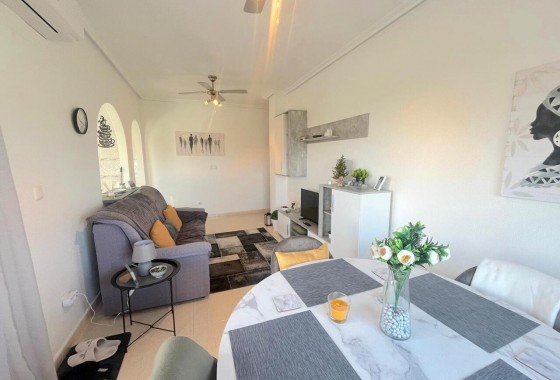 Resale - Apartment / flat - Algorfa