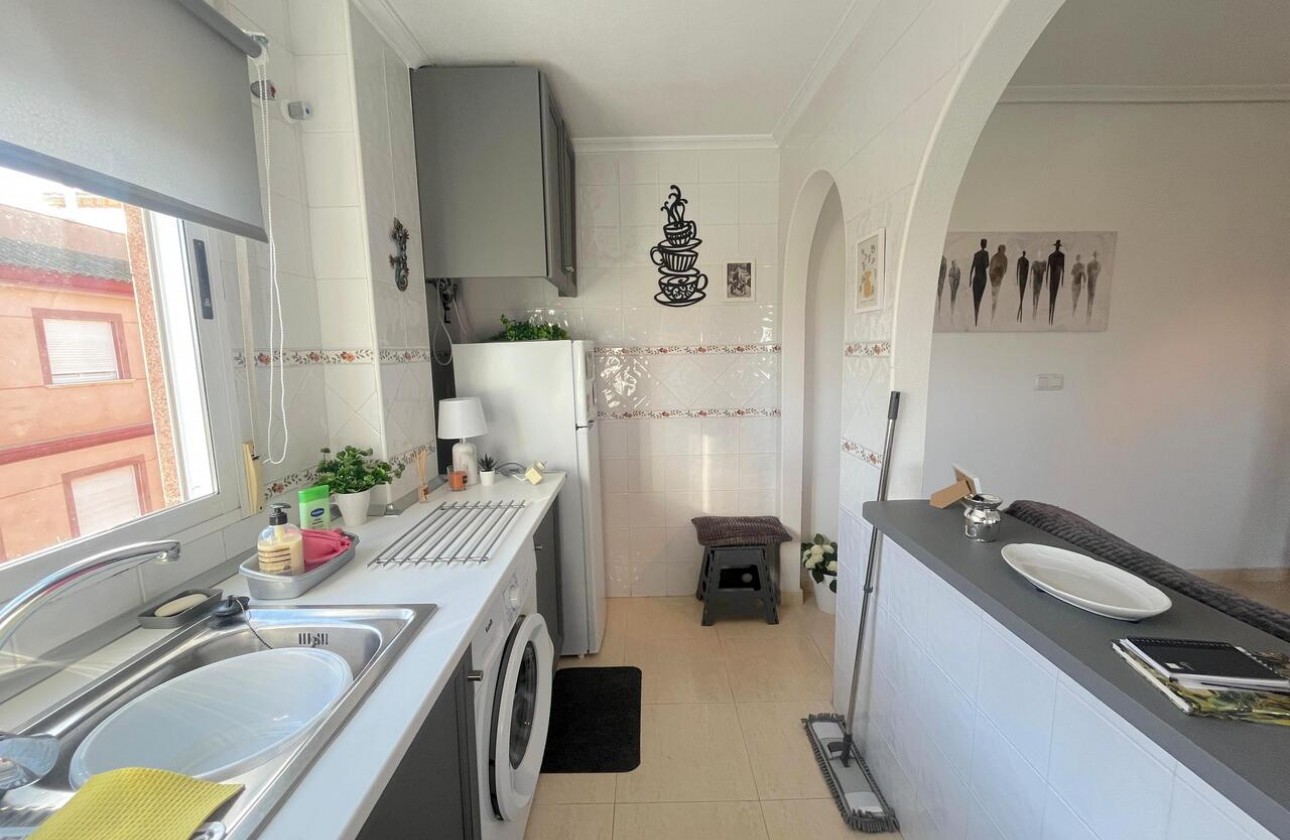 Resale - Apartment / flat - Algorfa