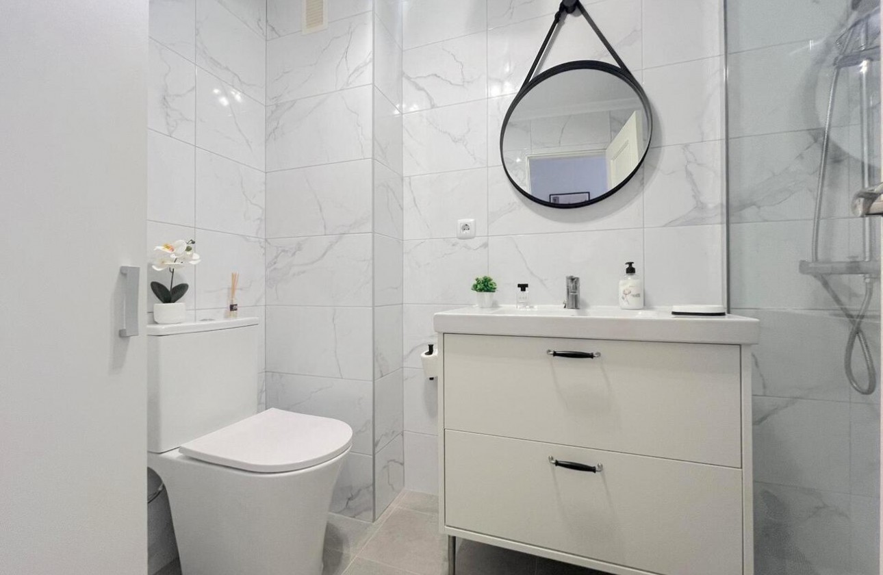 Resale - Apartment / flat - Algorfa