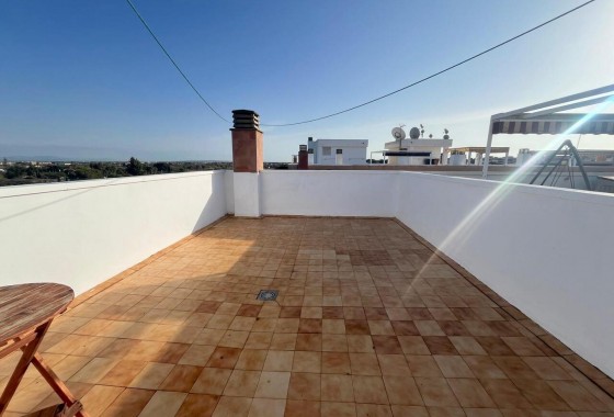 Resale - Apartment / flat - Algorfa